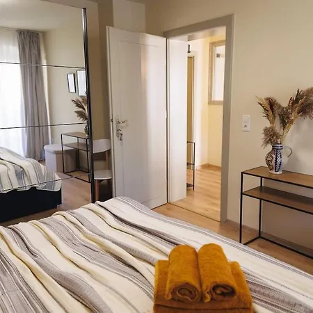 Beautiful Old Town Arkadenhof Apartment Löbau