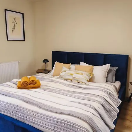 Beautiful Old Town Arkadenhof