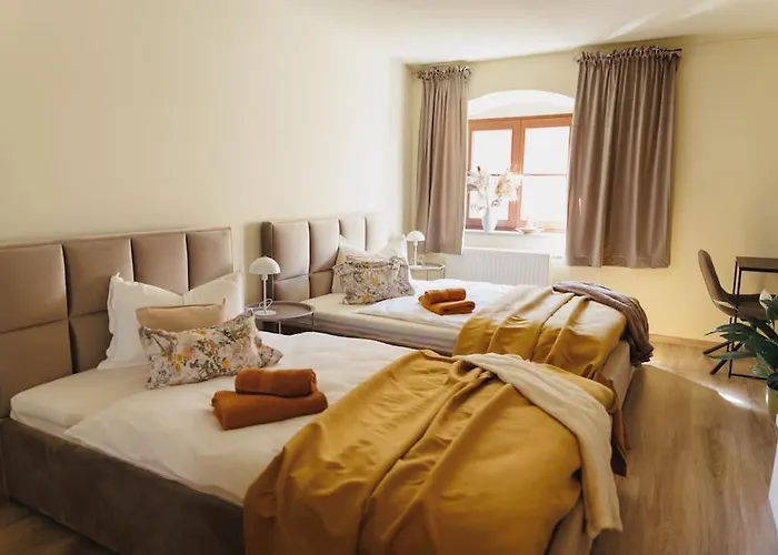 Beautiful Old Town Arkadenhof