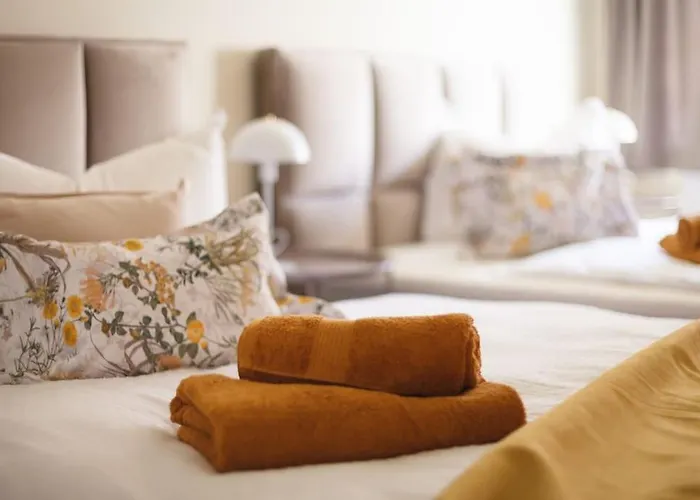 Beautiful Old Town Arkadenhof *