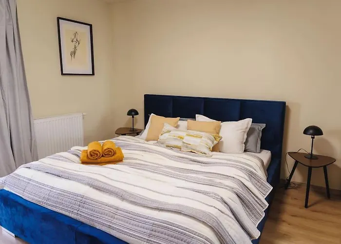 Beautiful Old Town Arkadenhof